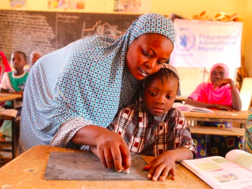 FB a girl and her teacher in a school in Simiri Niger 2017