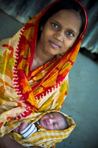 a 16 year old mother attending a nutrition programme in Bangladesh